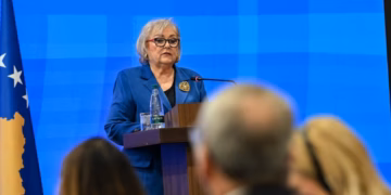 Shiroka-Pula mes liderëve botërorë në ceremoninë e 70-vjetorit të Revolucionit Hungarez