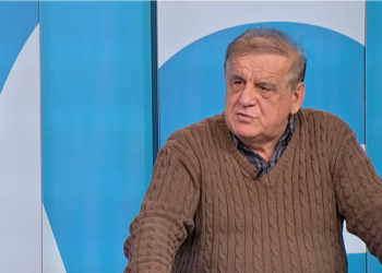 Spahiu: Protestat për Arlindën po marrin konotacion anti-Albin, duhet të kërkohet së pari dorëheqja e kryetarit të Pejës