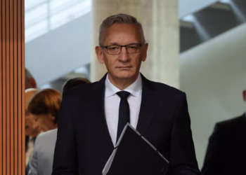 Shefi i inteligjencës gjermane paralajmëron se Gjermania rrezikon konflikt të dhunshëm me Rusinë