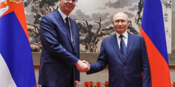 Putin mbështet në zgjedhje Vuçiqin: Shpresoj se do të bëhet kryeministër i Serbisë