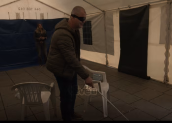 “Një minutë në errësirë” – syza të mençura për më shumë pavarësi të personave të verbër